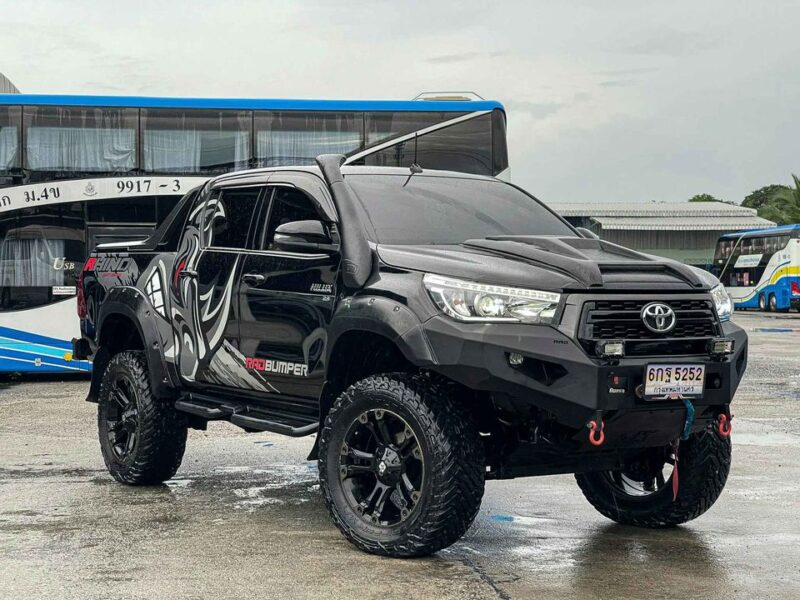 TOYOTA HILUX REVO ROCCO