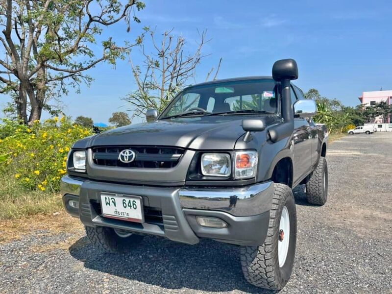 Toyota Tiger · Truck 2003