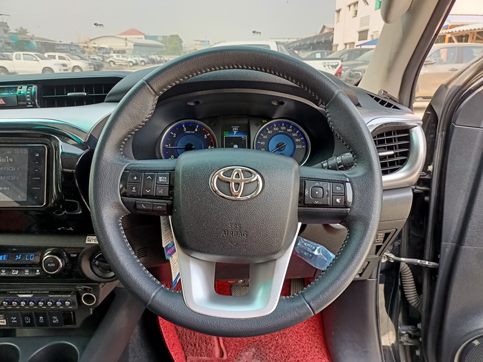 TOYOTA Hilux Double Cab