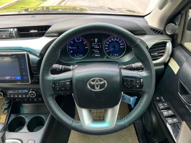 Toyota Hilux Revo 2016