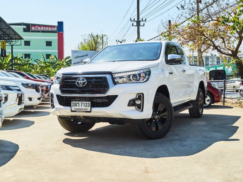 2019 Toyota hilux revo smartcab prerunner