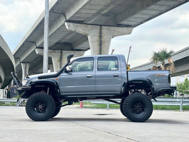 Toyota Hilux Tiger 3.0 KZ MT 4WD 2002