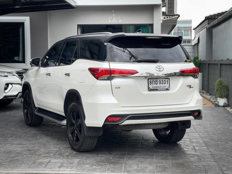 2019 Toyota fortuner