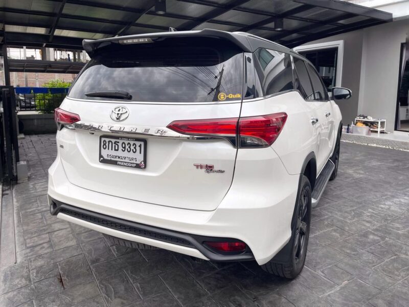 2019 Toyota fortuner